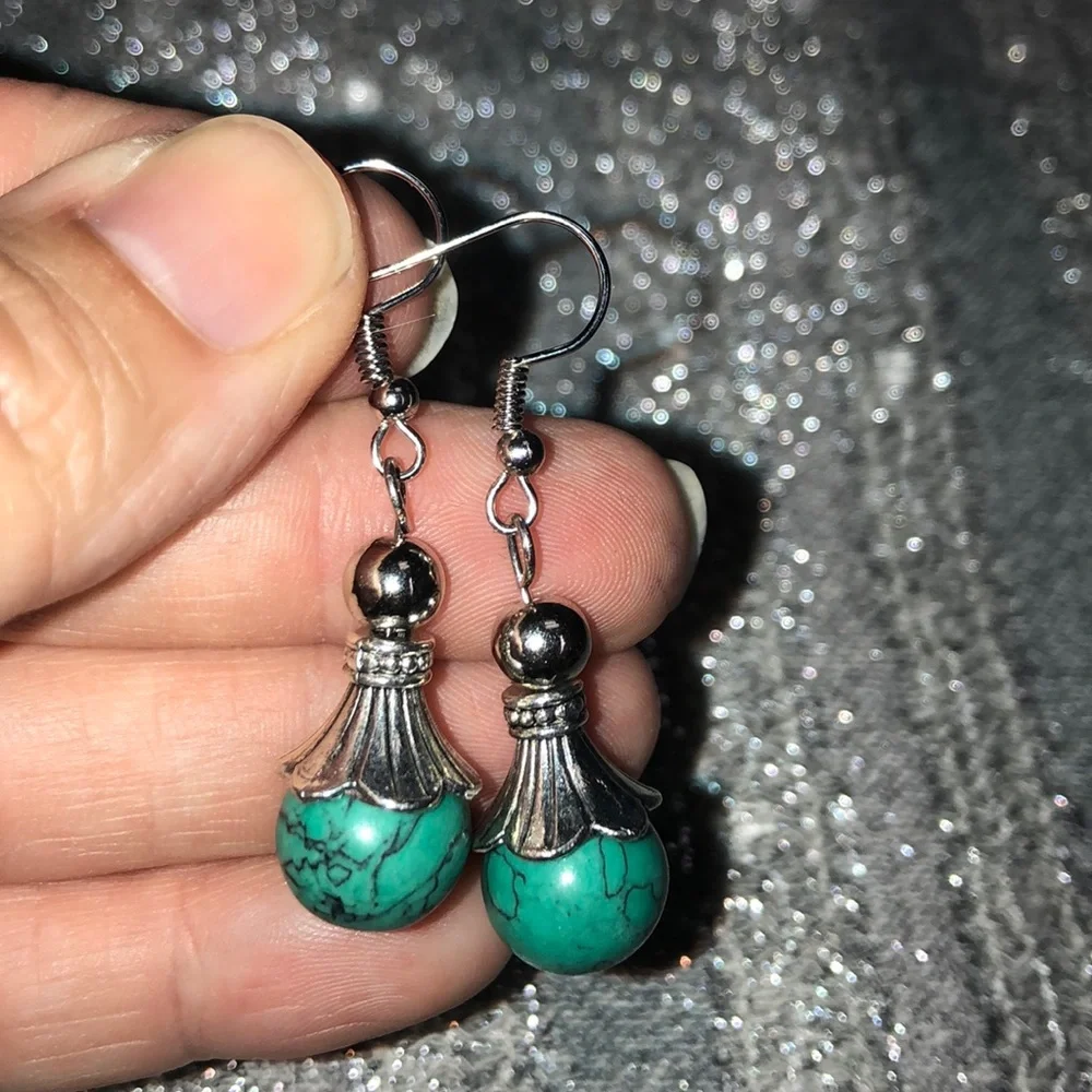 3/$15 - Turquoise Howlite Pendant Fishhook Earrings